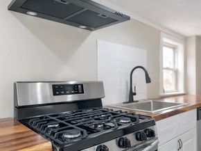 28 Newton Ct., Weymouth MA 02191