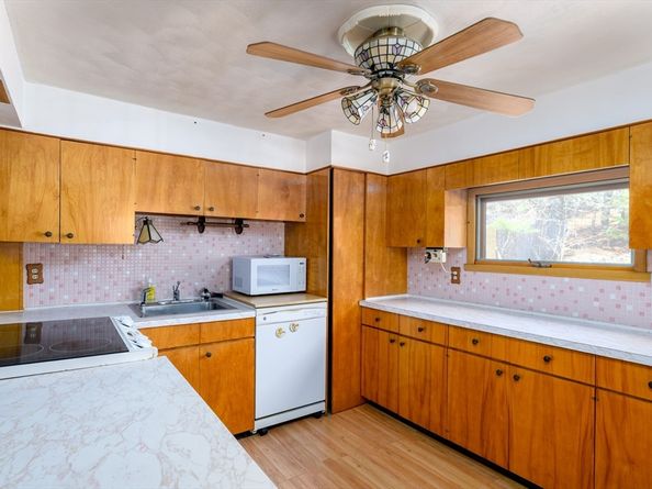 1138 Wachusett St, Holden MA 01522