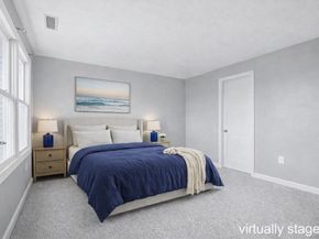 14 Milford Rd 4, Grafton MA 01560