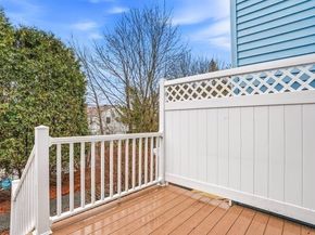 14 Milford Rd 4, Grafton MA 01560