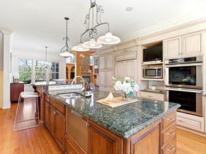 8 Porter Lane, Lexington MA 02420