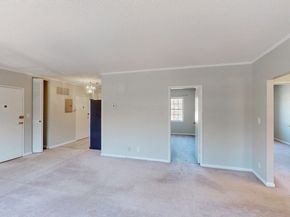 137 Lake Shore Rd 4, Boston MA 02135