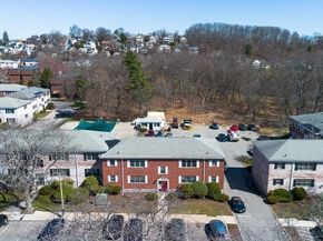 137 Lake Shore Rd 4, Boston MA 02135
