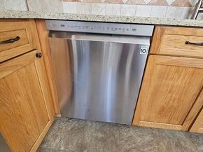 47 Kendall Ave, Framingham MA 01702