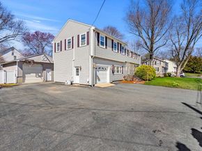 6 Crawford Dr, Woburn MA 01801