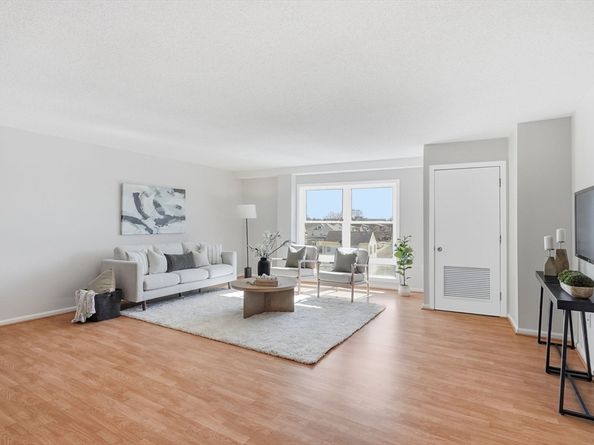 314 Riverside Ave 408, Medford MA 02155