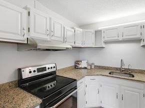 314 Riverside Ave 408, Medford MA 02155