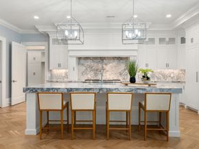 196 Pond Road, Wellesley MA 02482