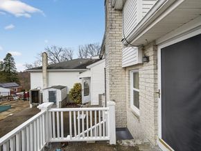 7 Liberty St, Framingham MA 01702