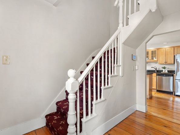 6 Elmwood Rd, Swampscott MA 01907