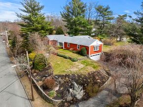 69 Kenneth Road, Marblehead MA 01945