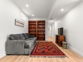 21 Bradford Rd 21, Watertown MA 02472