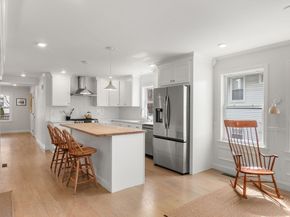 21 Bradford Rd 21, Watertown MA 02472