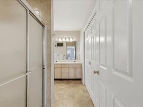124 Clear Pond Dr 124, Walpole MA 02081