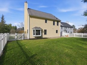 124 Clear Pond Dr 124, Walpole MA 02081