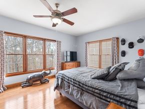 11 Aris Way 11, Milford MA 01757