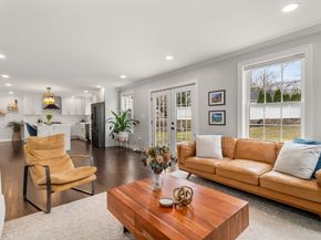 6 Ash St, Natick MA 01760