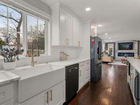 6 Ash St, Natick MA 01760