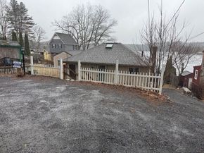 46 Finn Park Rd, Rutland MA 01543