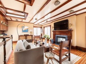 304 Commonwealth Ave PH, Boston MA 02115