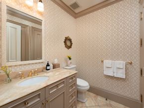 304 Commonwealth Ave PH, Boston MA 02115