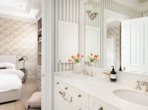 304 Commonwealth Ave PH, Boston MA 02115