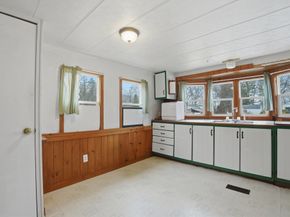 17 Conestoga Trail, Brookfield MA 01506