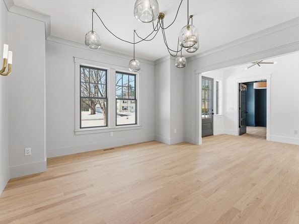 51 Revolutionary Road, Concord MA 01742