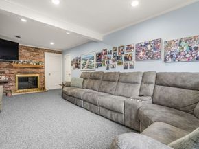 48 Gary Rd, Needham MA 02494