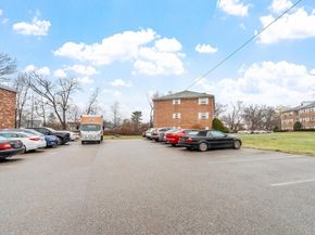 80 Edgelawn Avenue 6, North Andover MA 01845