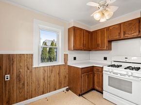 74 Myrtle St, Lynn MA 01905