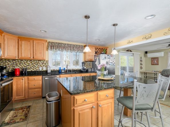 34 Marjorie Lane, Rutland MA 01543