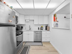 65 Mccormick Ter 10, Stoughton MA 02072