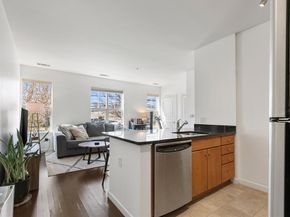 4 Repton Cir 4105, Watertown MA 02472