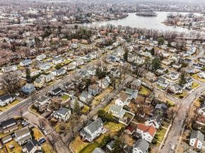 30 Stearns Rd, Belmont MA 02478