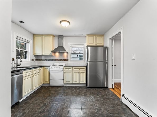 30 Stearns Rd, Belmont MA 02478