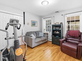 12 Brandt Beach Ave, Mattapoisett MA 02739
