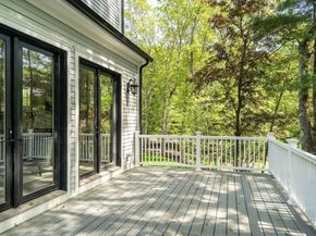 18 Heritage Dr, Lexington MA 02420