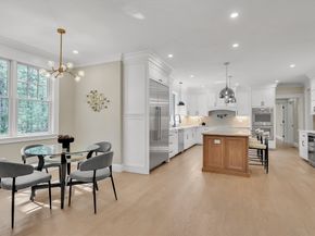 18 Heritage Dr, Lexington MA 02420