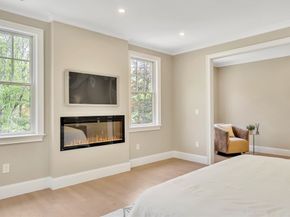 18 Heritage Dr, Lexington MA 02420