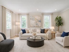 18 Heritage Dr, Lexington MA 02420