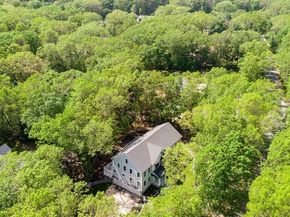 18 Heritage Dr, Lexington MA 02420