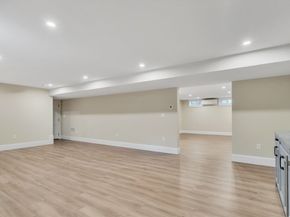 18 Heritage Dr, Lexington MA 02420