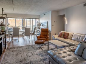 51 Melrose St 4D, Melrose MA 02176