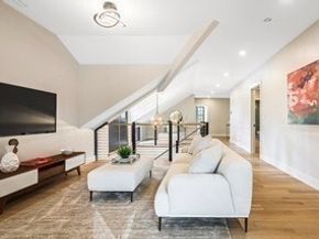 741 Boston Post Rd, Weston MA 02493