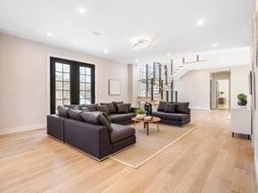 741 Boston Post Rd, Weston MA 02493