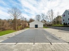 741 Boston Post Rd, Weston MA 02493