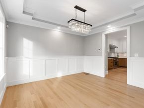 12 Pleasant St, Burlington MA 01803