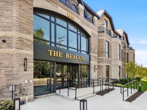 1114 Beacon St. 106, Newton MA 02461