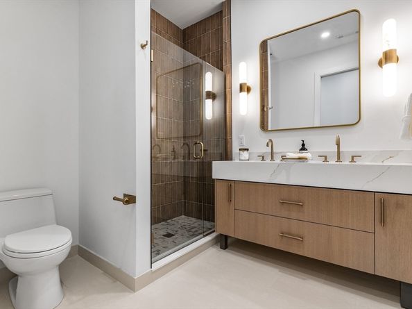 1114 Beacon St. 106, Newton MA 02461